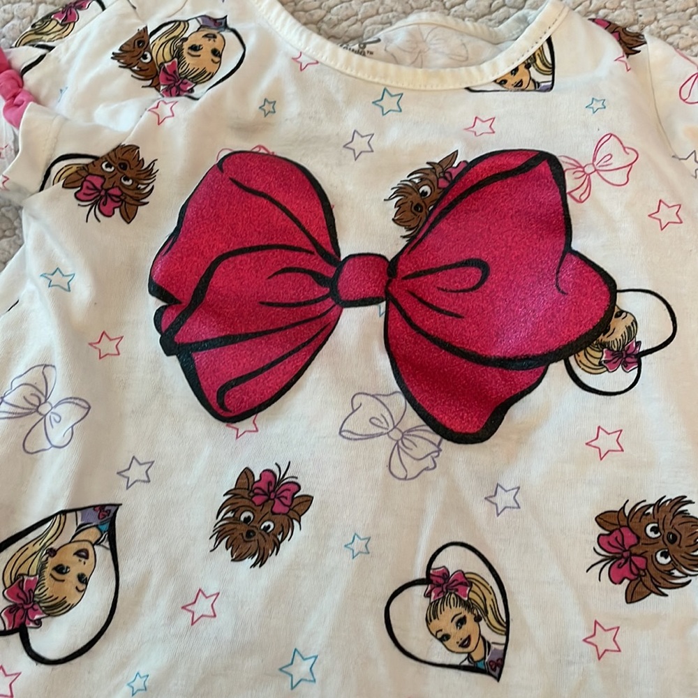 Two piece set - Picture 2 of 3
